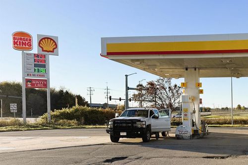 W6318 Wisconsin Ave, Greenville, WI, 54942-8607 | Card Image