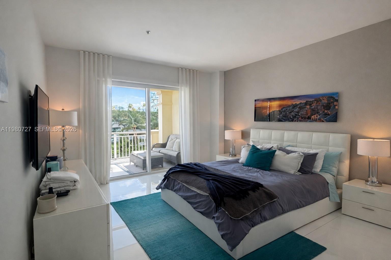 Residential in Sunny Isles Beach 5