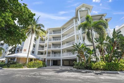 403 - 1260 Dolphin Bay Way, Condo with 2 bedrooms, 2 bathrooms and null parking in SARASOTA FL | Image 3