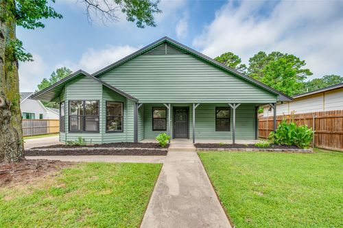 606 S Hill St, Pilot Point, TX, 76258-4181 | Card Image