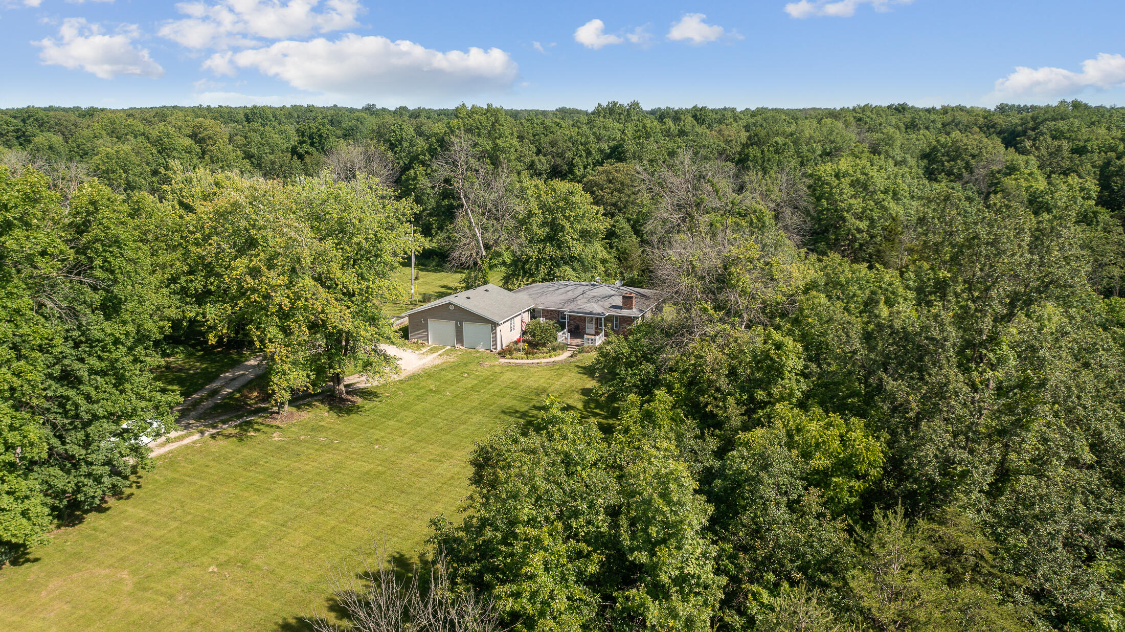County Road 260 , Auxvasse, MO 65231