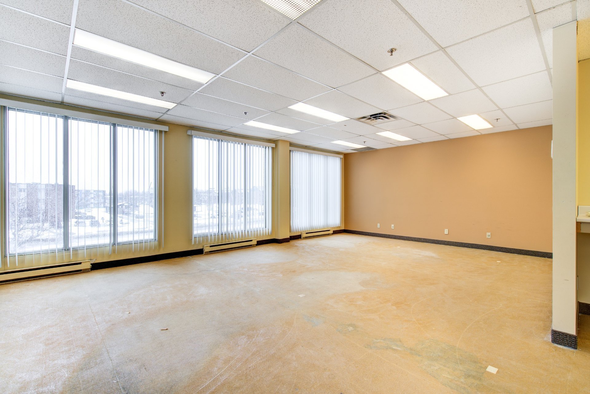 Commercial Lease in Laval (Chomedey) 5