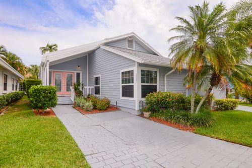 3267 Ne Catamaran Ter, Jensen Beach, FL, 34957-4255 | Card Image