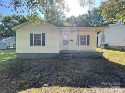 205 Valley Ave, Clover, SC, 29710-1450 | Card Image