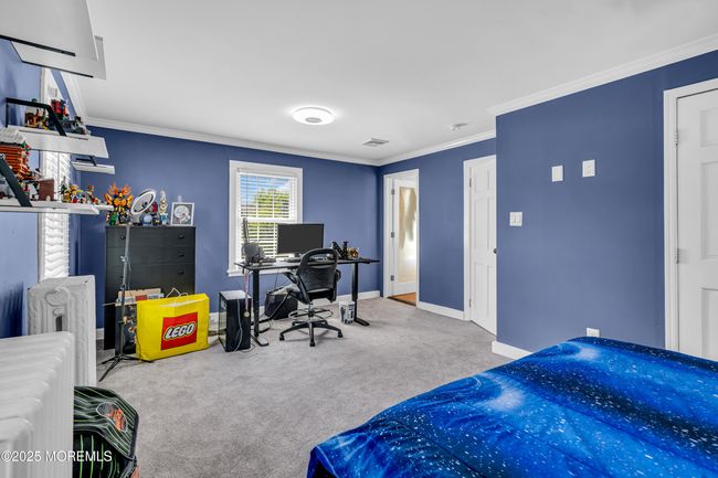 2nd bedroom office / study area | Image 29