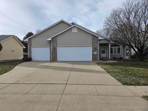 646 Bison Trl, Dakota Dunes, SD, 57049-5294 | Card Image