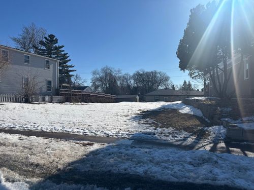 1954 Case Ave E, SAINT PAUL, MN, 55119-3337 | Card Image