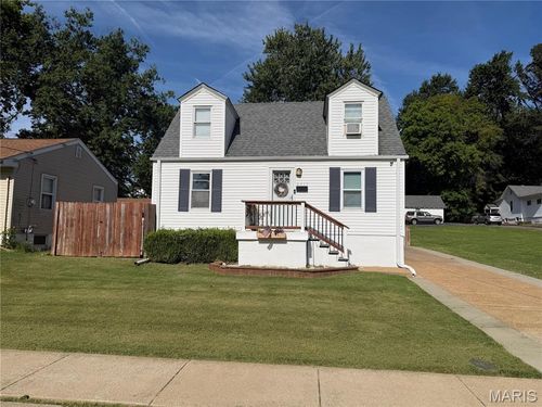 2315 Wengler Ave, Overland, MO, 63114-3625 | Card Image