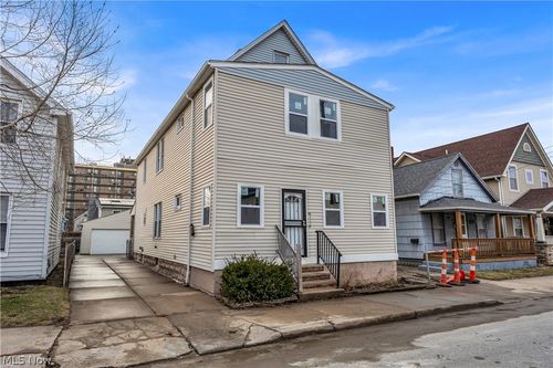 1330 W 67 Street, Cleveland, OH, 44102 | Card Image