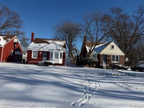 19354 Biltmore St, Detroit, MI, 48235-2443 | Card Image
