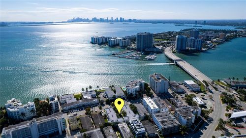 122-1971 Bay Dr, Miami Beach, FL, 33141 | Card Image