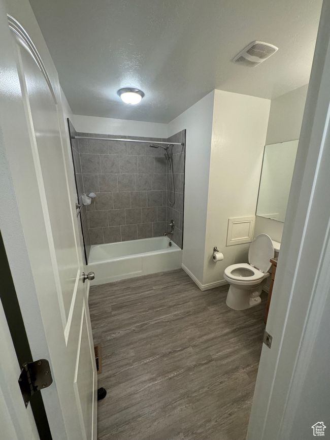 bathroom | Image 14
