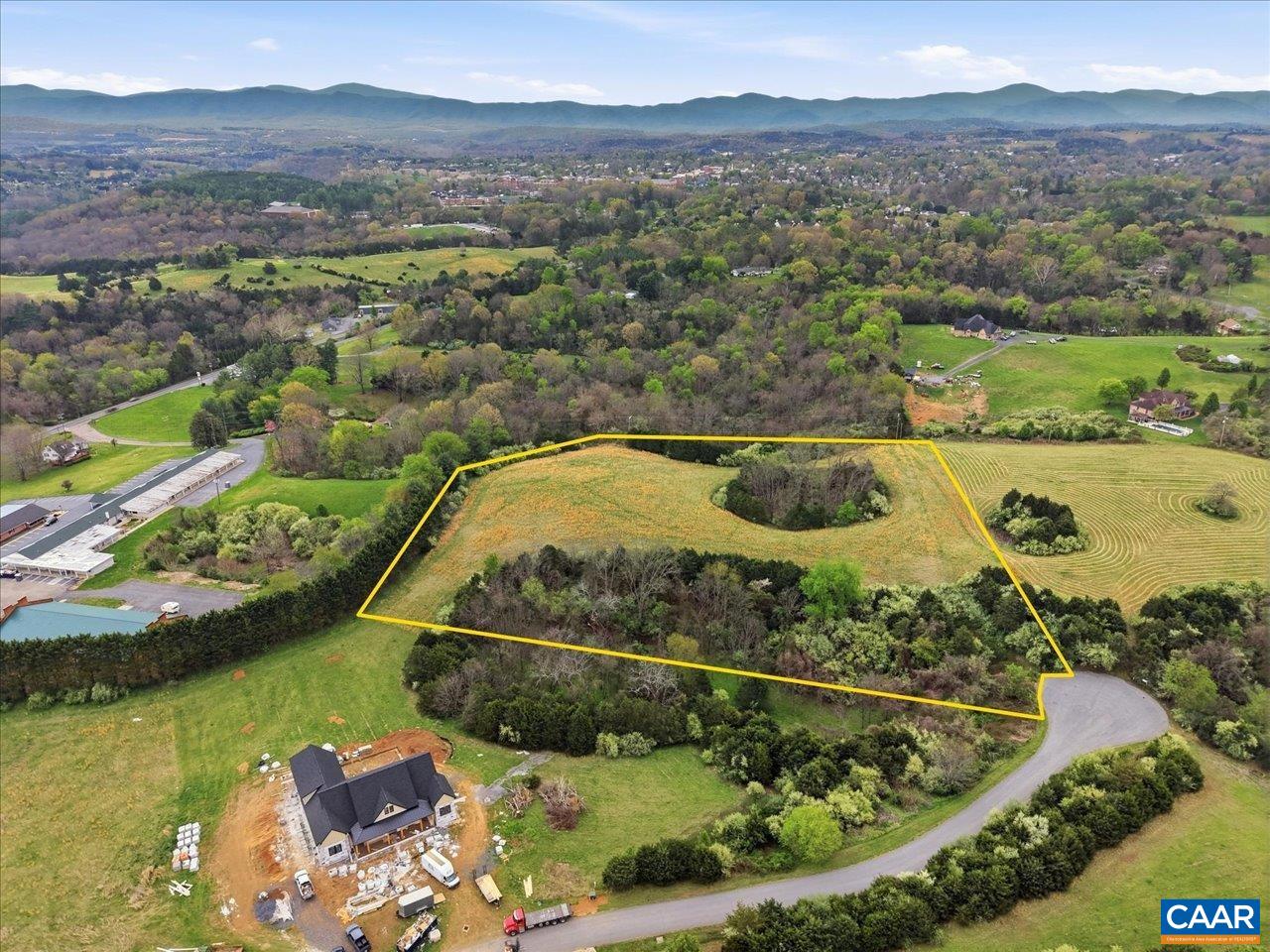 Land in Lexington 4
