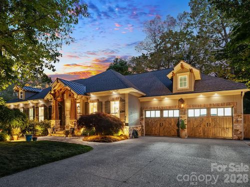 54 Mountain Dr, Biltmore Lake, NC, 28715-8940 | Card Image