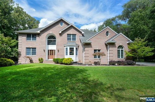 88 Dearborn Rd, Norwood, NJ, 07648-2310 | Card Image