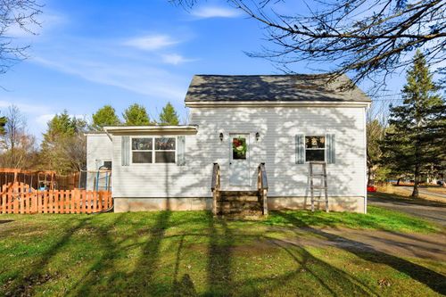 176 Willow St, Hantsport, NS, B0P1P0 | Card Image