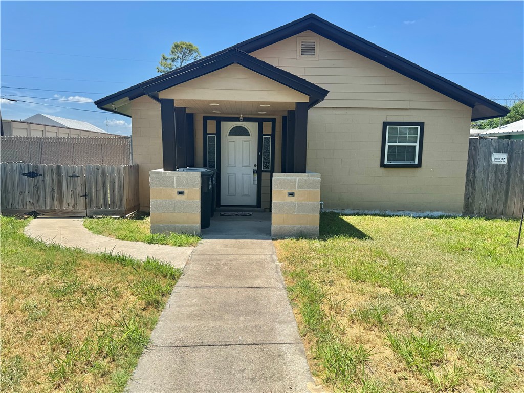 Baywood Ln, Corpus Christi, TX 78418