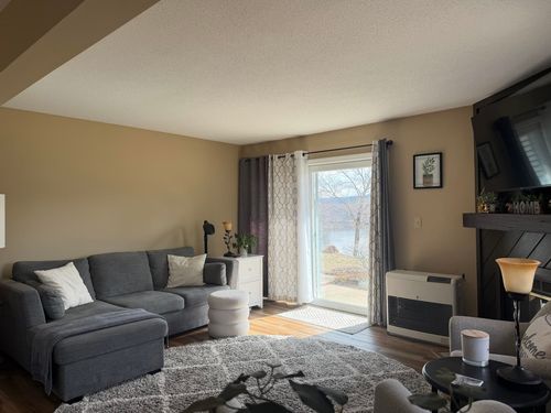 38-22 Circle Dr, Ashland, NH, 03217-4125 | Card Image