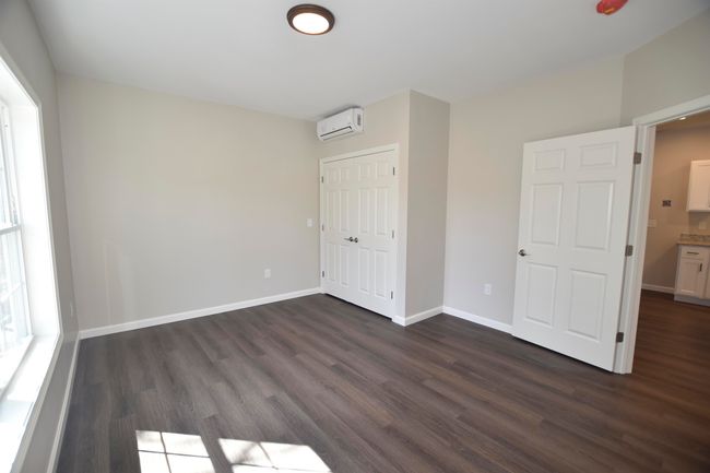 301 - 217 Rockingham Rd, Condo with 2 bedrooms, 2 bathrooms and null parking in Londonderry NH | Image 9