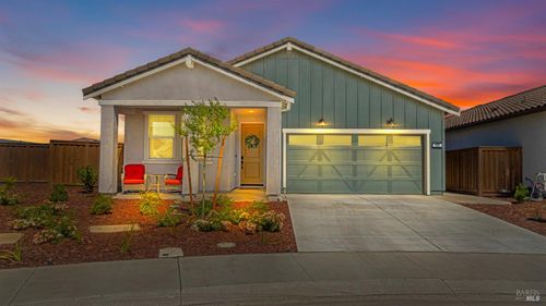 325 Fable Ct, Dixon, CA, 95620-2240 | Card Image