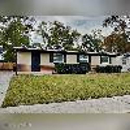 2318 Burpee Dr W, JACKSONVILLE, FL, 32210-3739 | Card Image