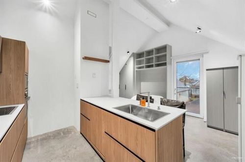 3-829 Keefer St, Vancouver, BC, V6A1Y8 | Card Image