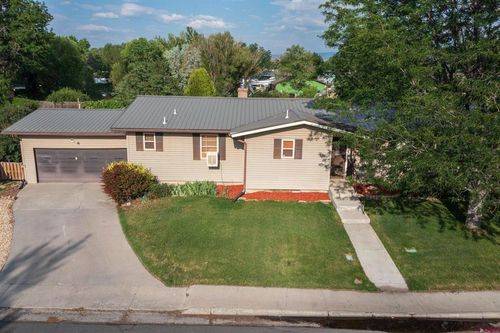 119 Akard Ave, Montrose, CO, 81401-4865 | Card Image
