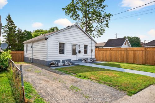 11 Kingscourt Ave, Kingston, ON, K7K4N6 | Card Image