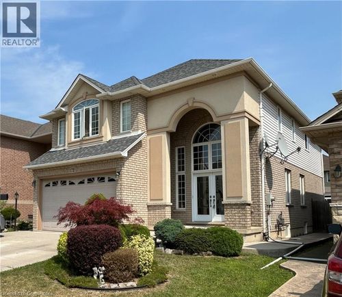 172 Lorenzo Dr, Hamilton, ON, L9A0A2 | Card Image