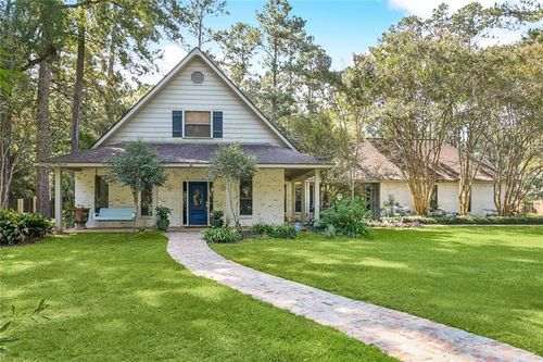 2 Bordelon Ct, Mandeville, LA, 70471-6413 | Card Image