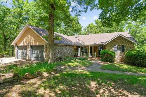 277 Arizona Dr, Branson, MO, 65616-7812 | Card Image
