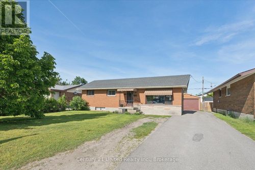534 Robert Rd, Peterborough, ON, K9J5T1 | Card Image