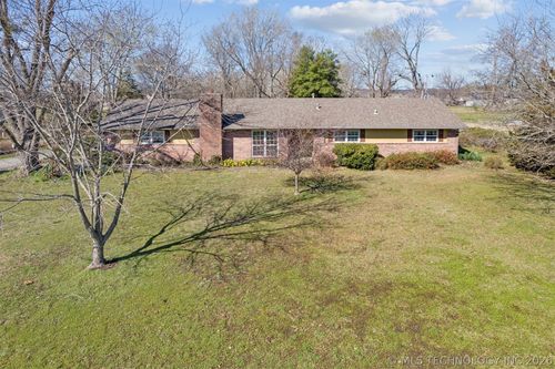 20936 S Valley West Dr, Claremore, OK, 74019-0103 | Card Image