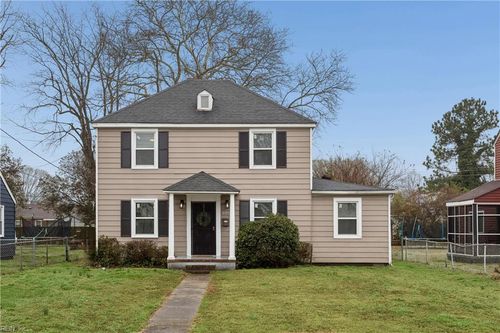 844 15th St, Newport News, VA, 23607-5802 | Card Image