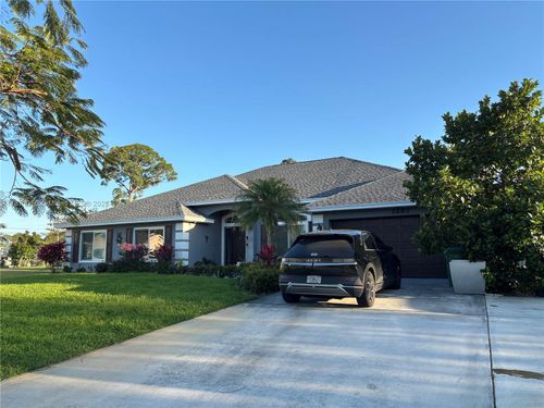 2267 Sw Haycraft Cir, Port St. Lucie, FL, 34953-2700 | Card Image