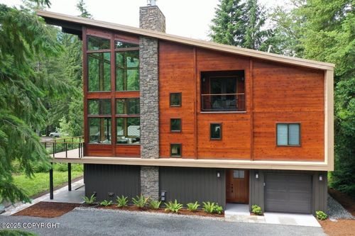 60-21535 E Quarah Lake Ave, Talkeetna, AK, 99676 | Card Image