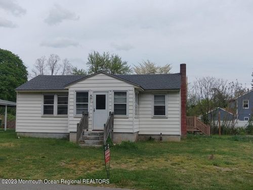 6 Earley Drive, Plumsted, NJ, 08533 | Card Image