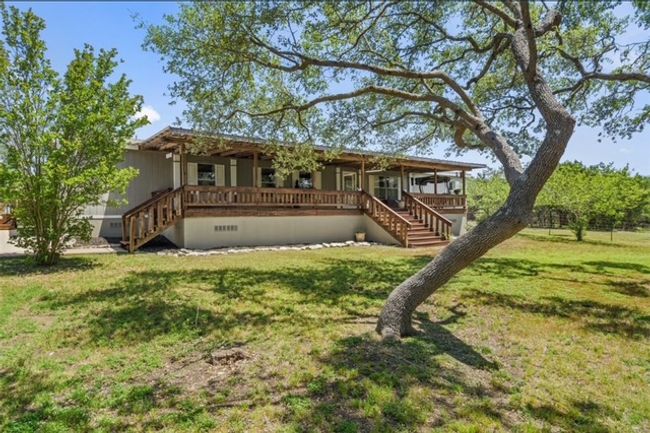 401 Buffalo Speedway, House other with 4 bedrooms, 2 bathrooms and 10 parking in Driftwood TX | Image 9