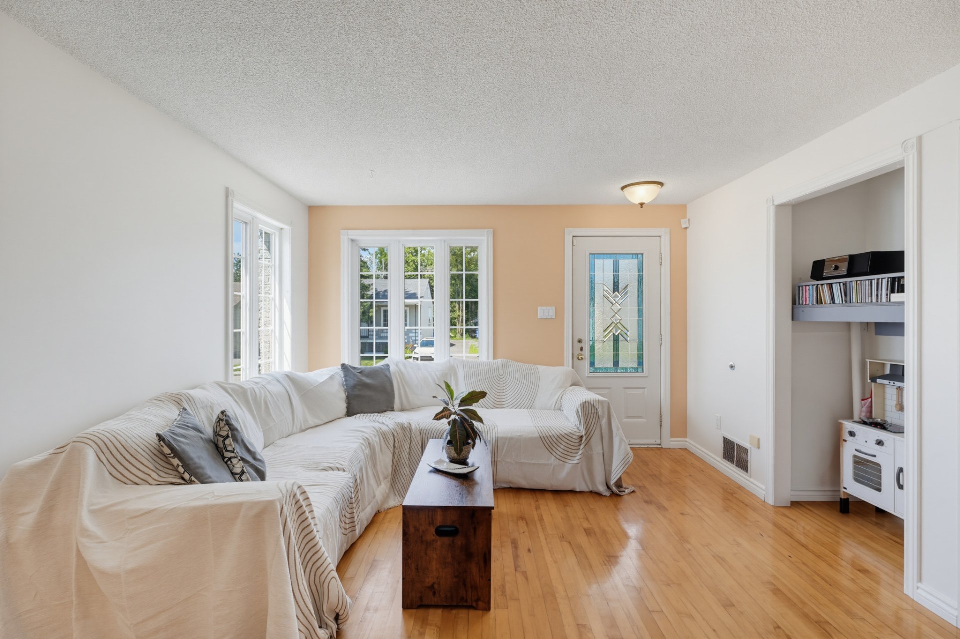 Residential in Gatineau (Hull) 4