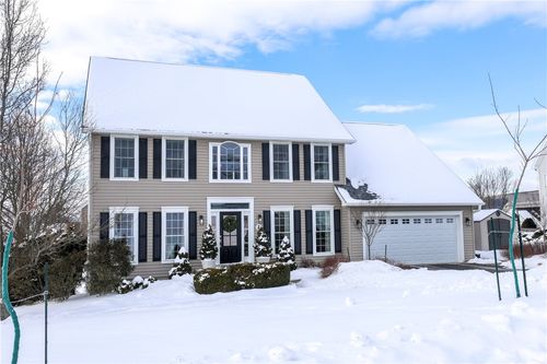 136 Saint Andrews Dr, Horseheads, NY, 14845-8131 | Card Image