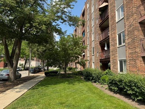 apt-3e-825 Pearson St, Des Plaines, IL, 60016-6492 | Card Image