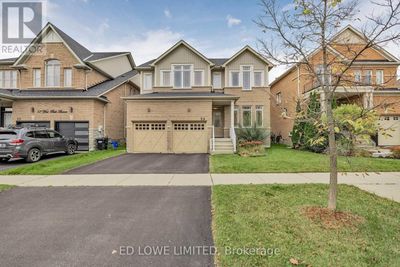 55 W Park Ave, House other with 4 bedrooms, 3 bathrooms and 4 parking in Bradford ON | Image 2