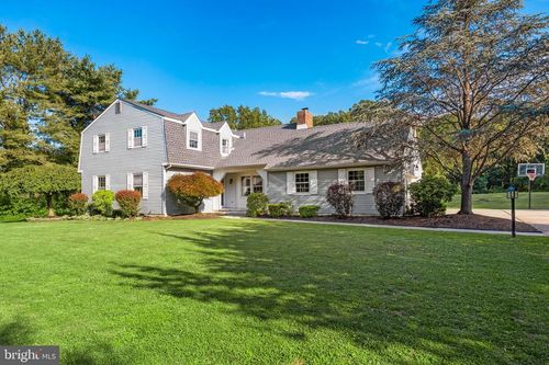 5 Buttonwood Dr, PILESGROVE, NJ, 08098-2435 | Card Image