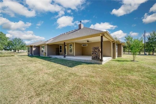 Large Covered Back Patio | Image 24