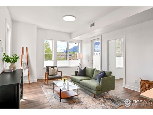 205-1707 Walnut St, Boulder, CO, 80302-5593 | Card Image