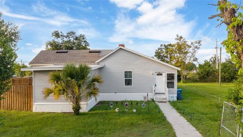 1003 Se 2nd St, MULBERRY, FL, 33860 | Card Image