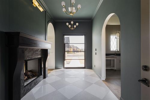 2621 Kingdom Ln, Yukon, OK, 73099-5073 | Card Image