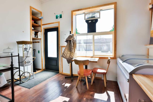 320 Railway Avenue, Home with 0 bedrooms, 0 bathrooms and null parking in Granum AB | Image 20