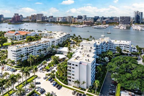 526b-44 Cocoanut Row, Palm Beach, FL, 33480-4069 | Card Image