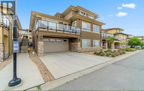 31-2171 Van Horne Dr, Kamloops, BC, V1S0E2 | Card Image